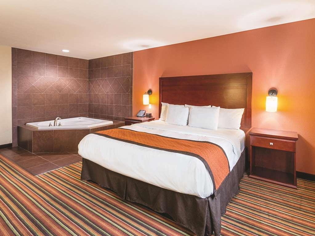 La Quinta By Wyndham Woodway - South Waco