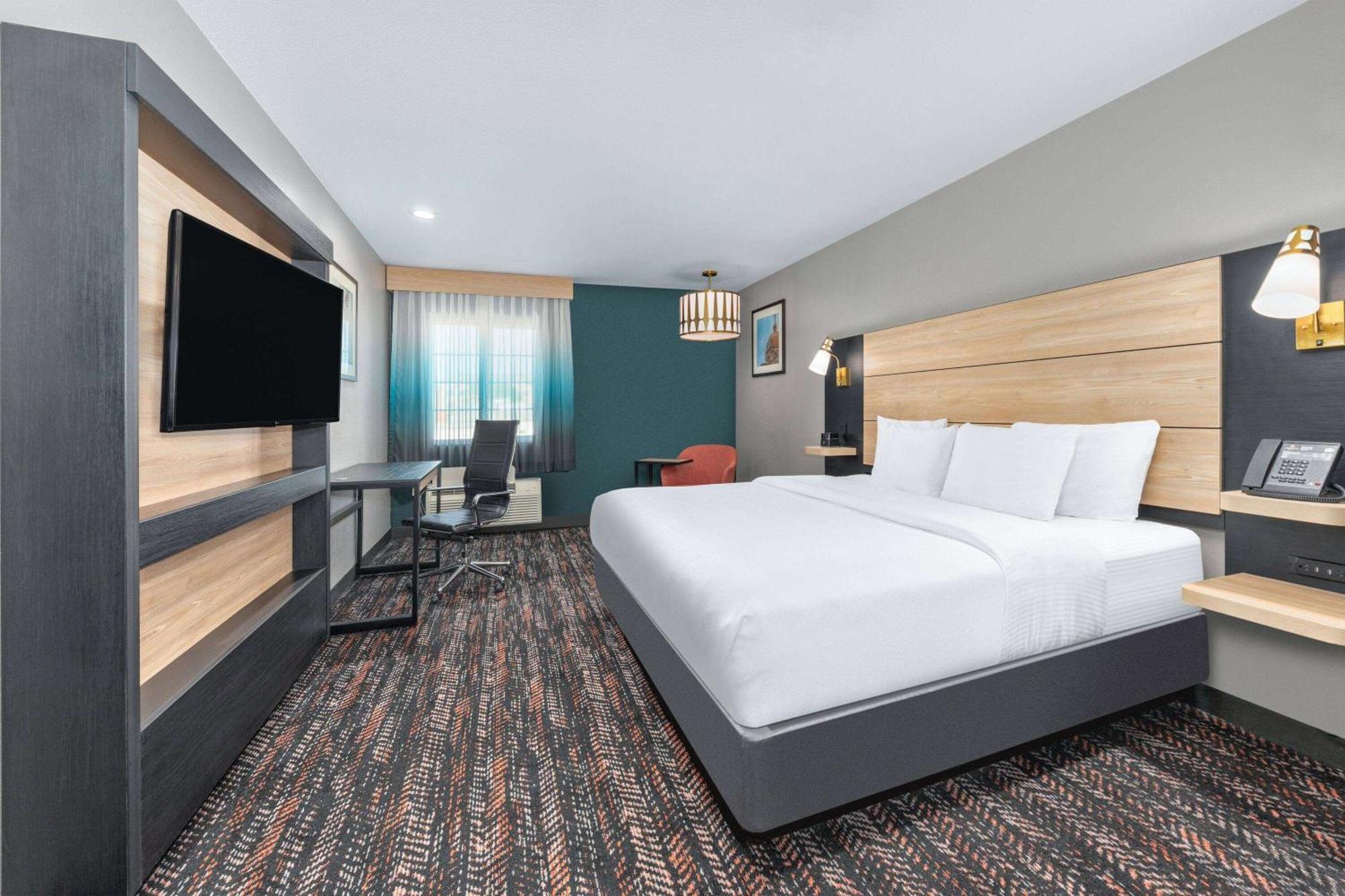 Hotel La Quinta By Wyndham Woodway - South