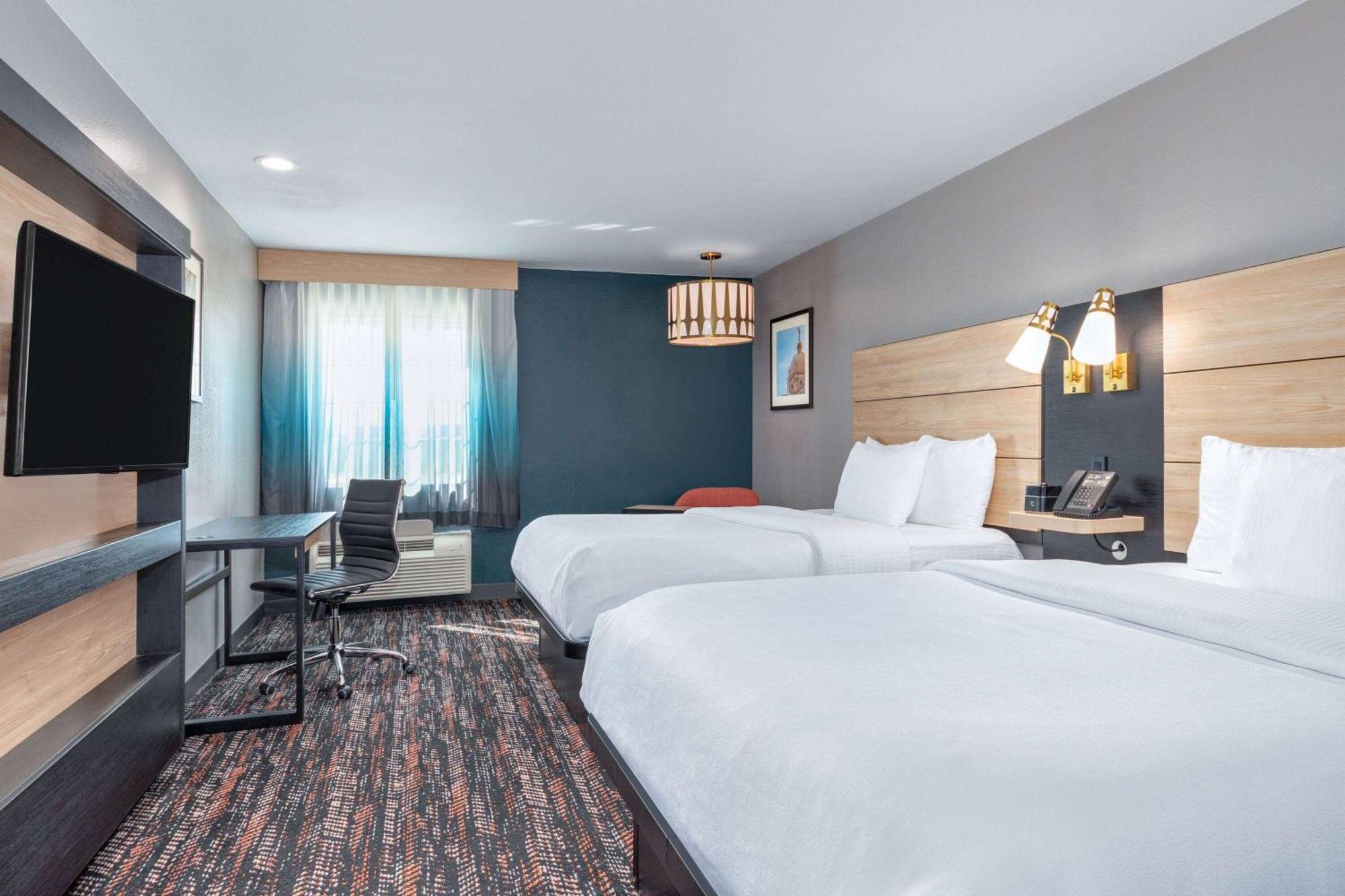 La Quinta By Wyndham Woodway - South Hotel 3*