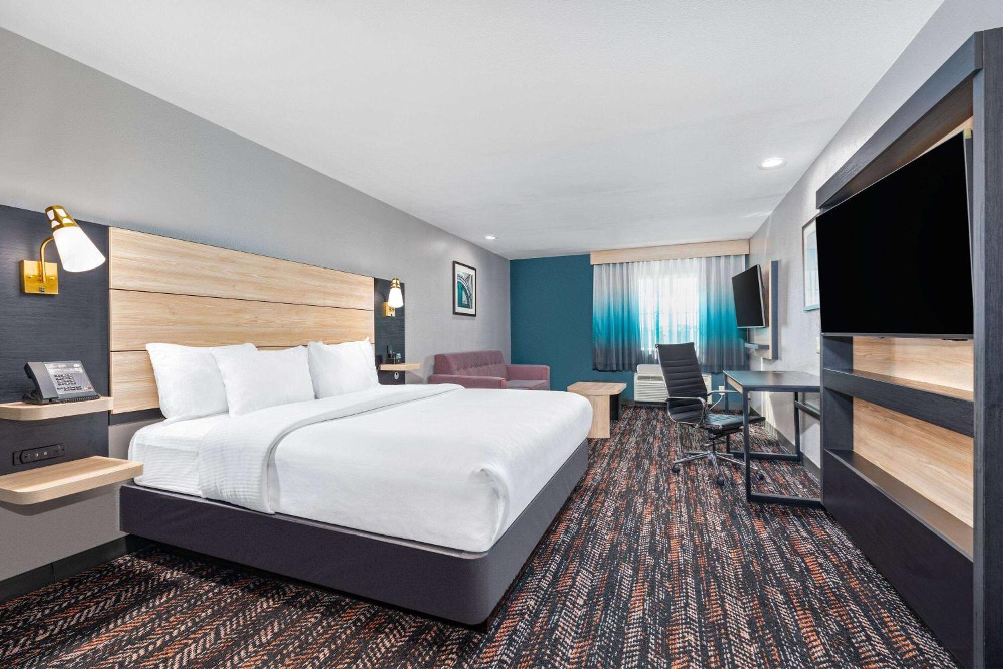 Hotel La Quinta By Wyndham Woodway - South